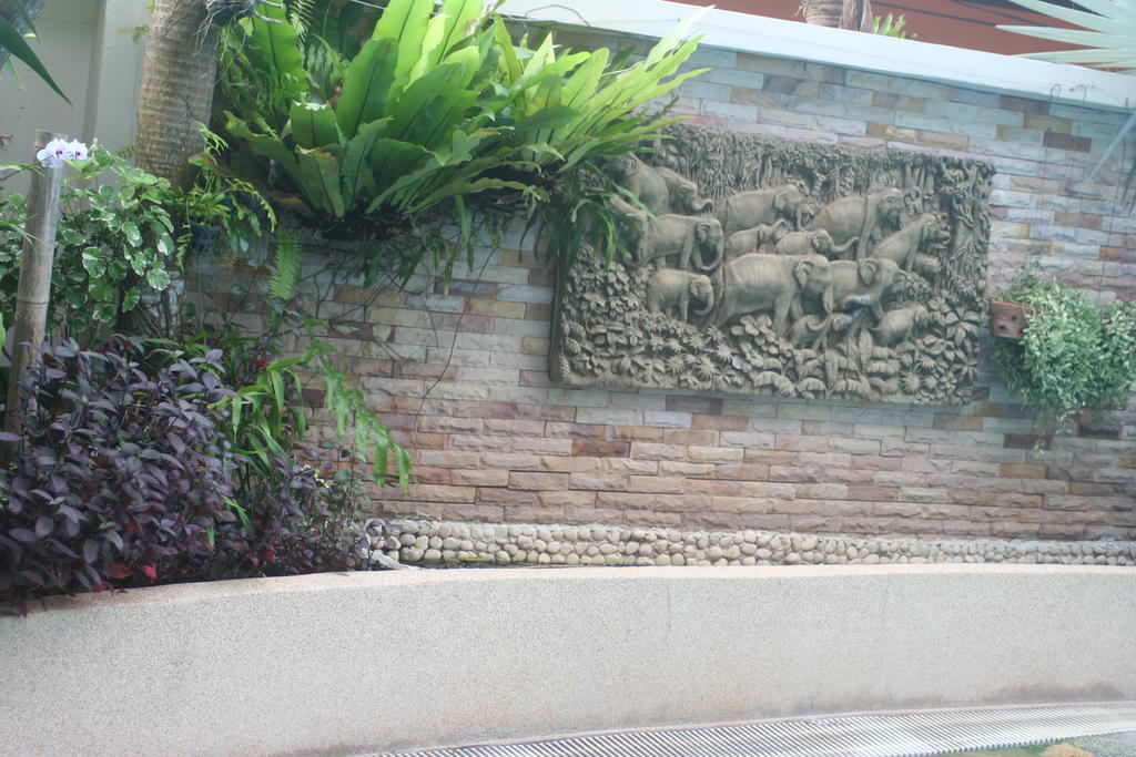Palmview Resort Patong Eksteriør billede